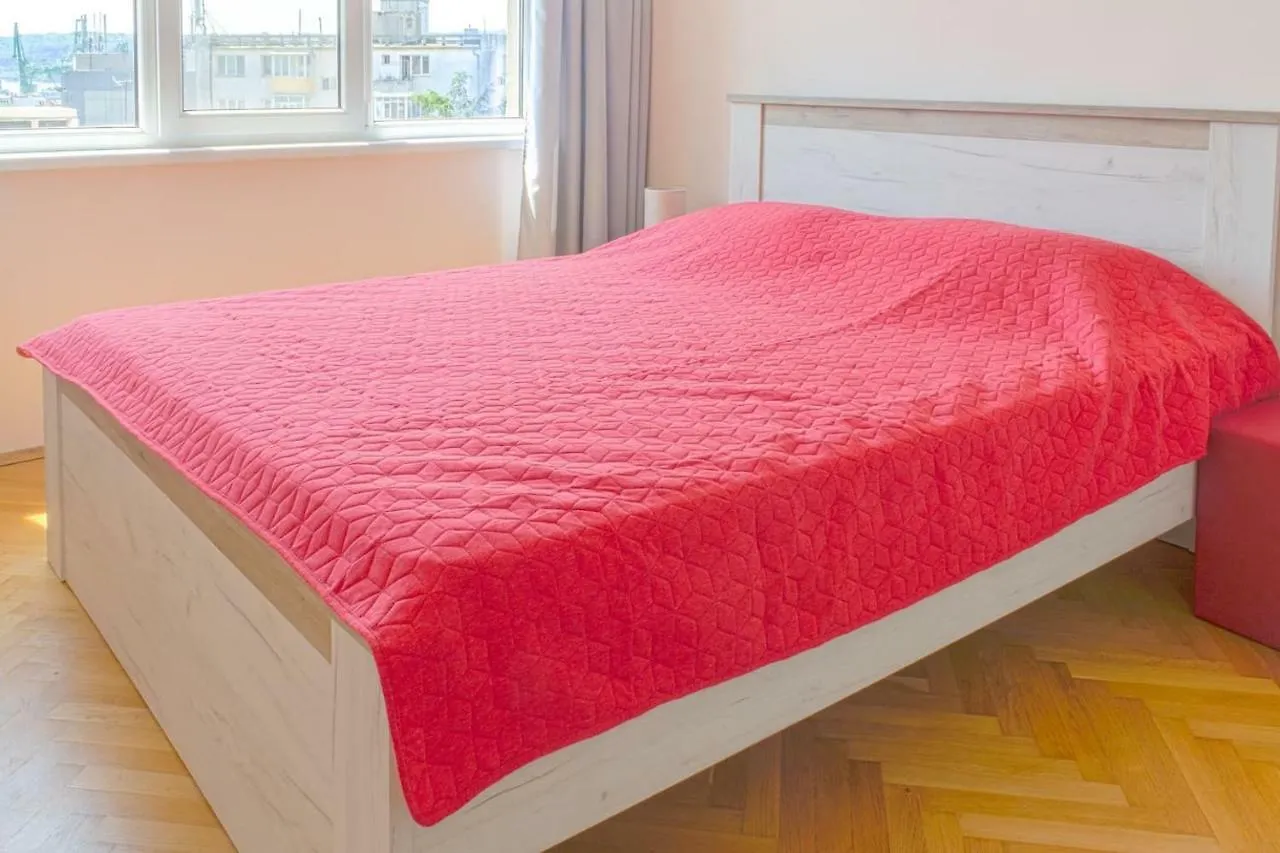 Port View Apartment 4 Guests With Parking Place In City Center Varna
