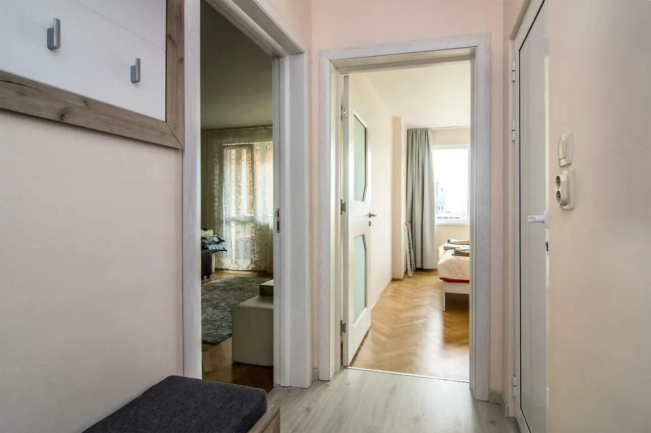 Port View Apartment 4 Guests With Parking Place In City Center Varna