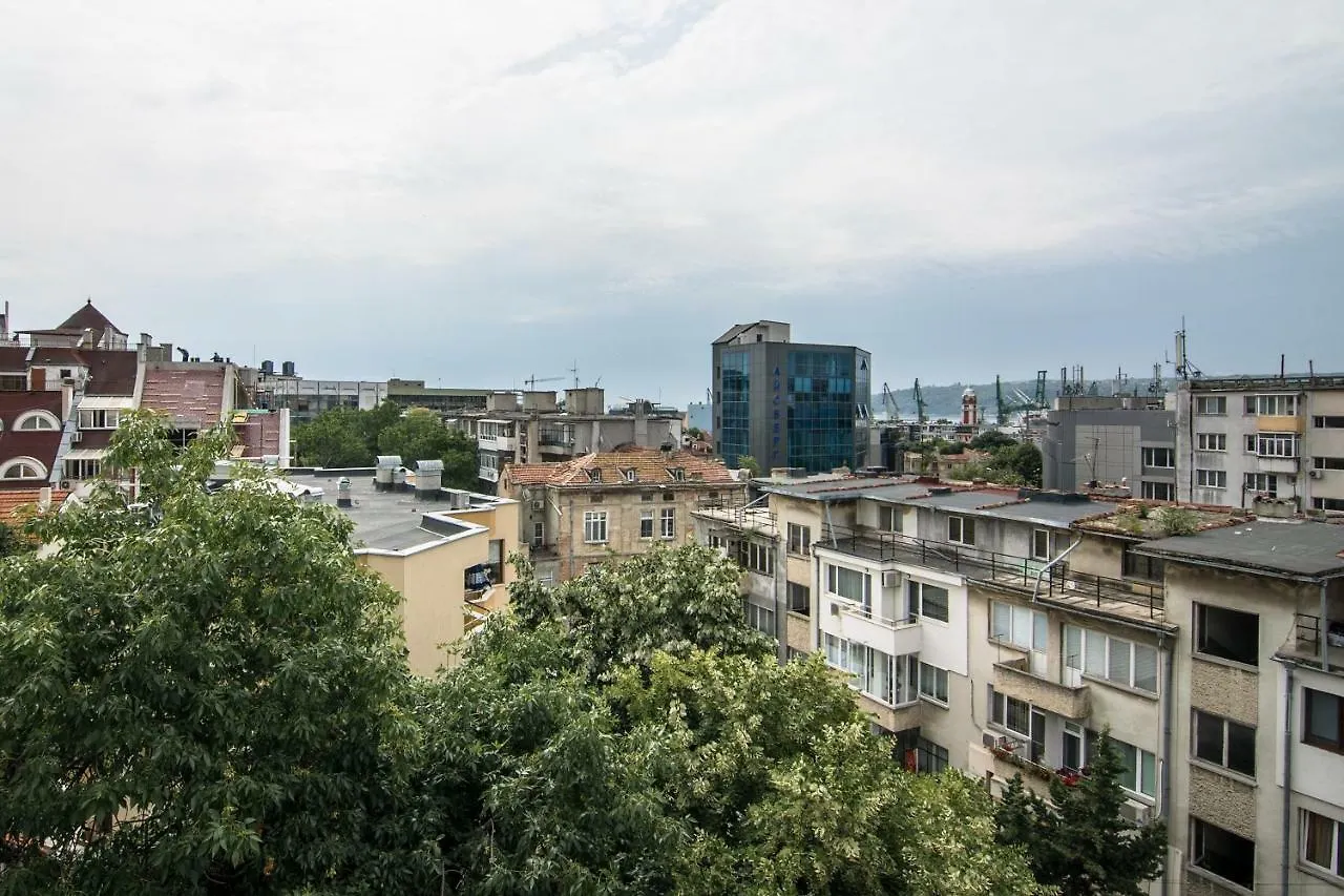 Port View Apartment 4 Guests With Parking Place In City Center Varna