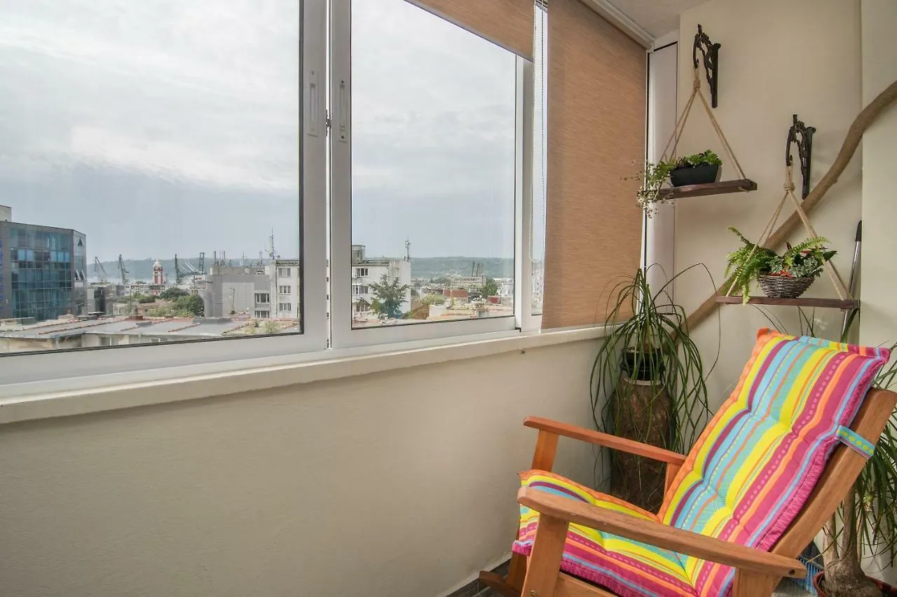 Port View Apartment 4 Guests With Parking Place In City Center Warna Bulgarien